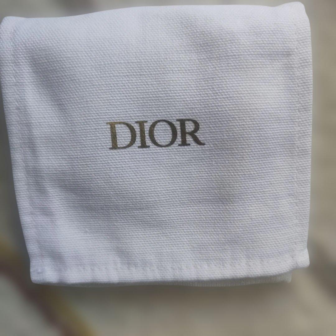 Dior 未使用箱付きハート ネックレス ピンクゴールド