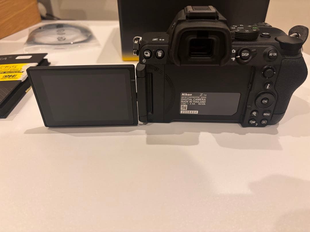 Nikon Z 5 II デジタル一眼レフ (SDカード付き)