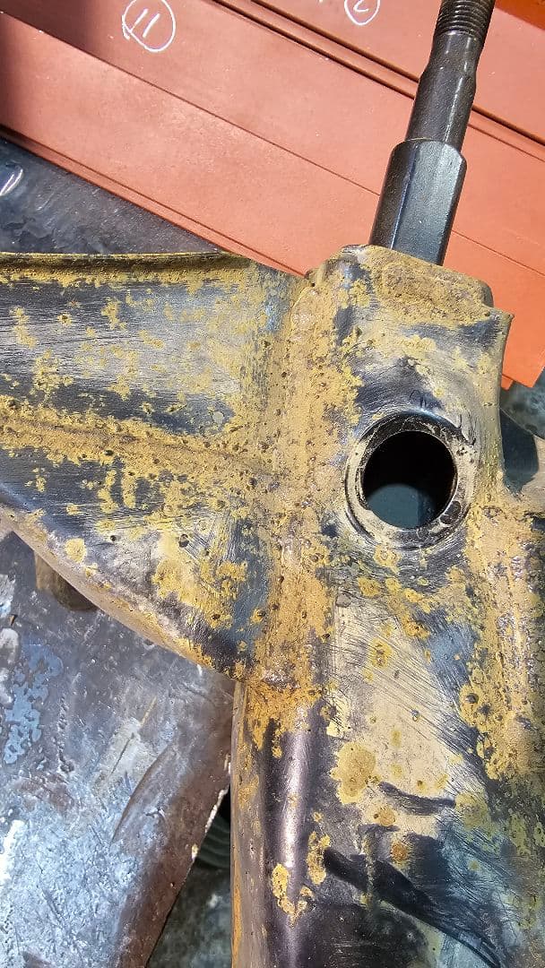 jzx100 ツアラーv リアメンバー 補修済み、溶接増し