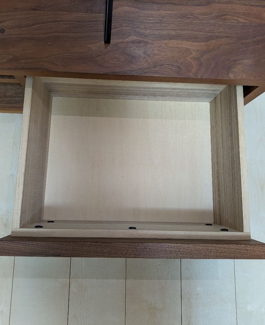 テレビボード　マスターウォール　ウォールナット無垢　160センチ