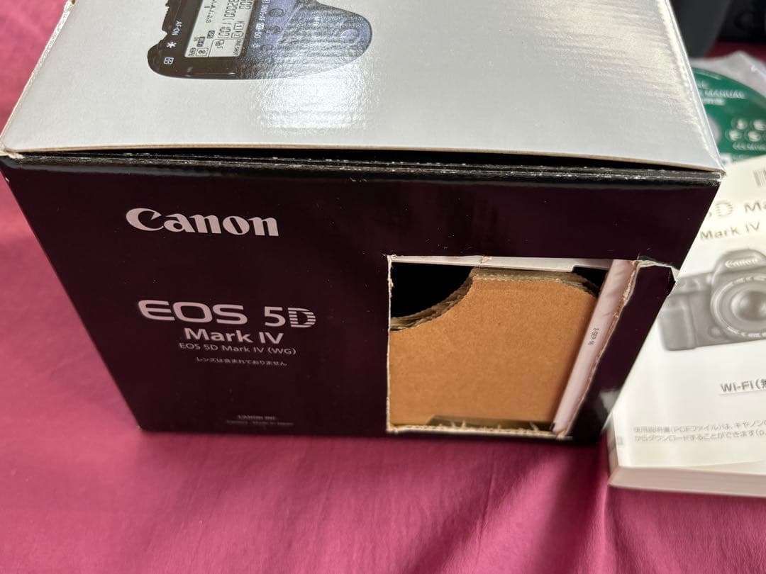 サービスセンターにて点検済　Canon EOS 5D mark 4 付属品完備