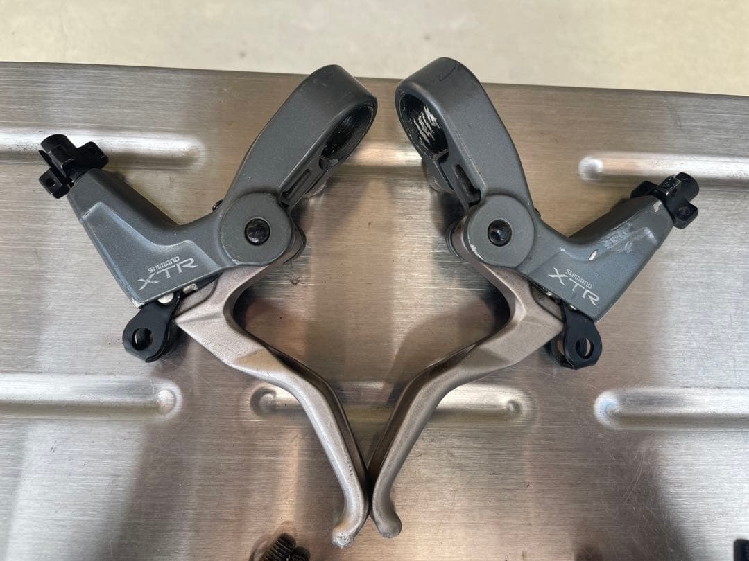 SHIMANO XTR BR-M951 BL-M950 レバー　Vブレーキセット