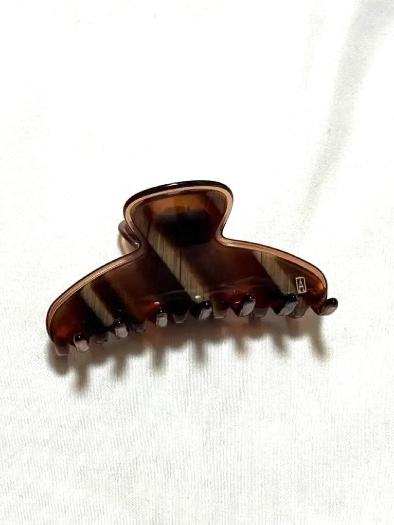 ブラウン クレップデザイン ヘアクリップ　ALEXANDRE DE PARIS