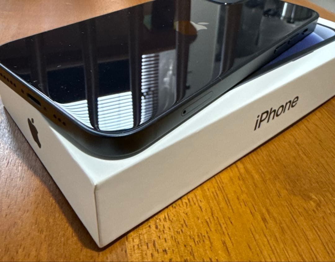 iPhone12 ブラック