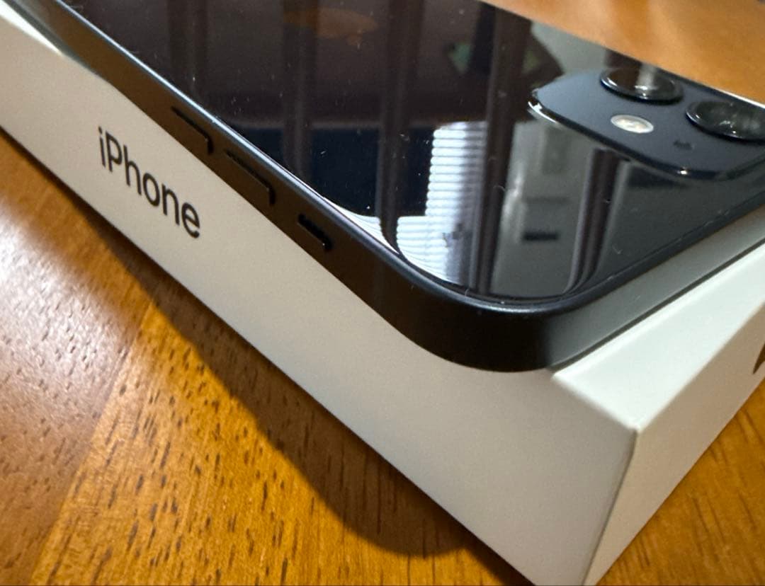 iPhone12 ブラック