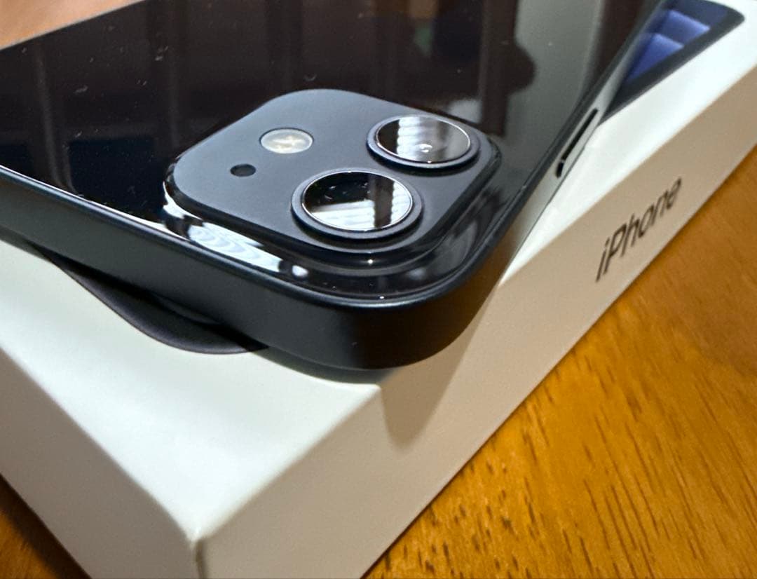 iPhone12 ブラック