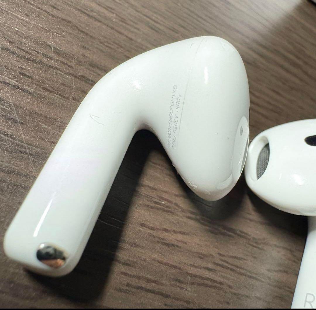 Apple AirPods 4 ANCモデル　本体 限定保証有り