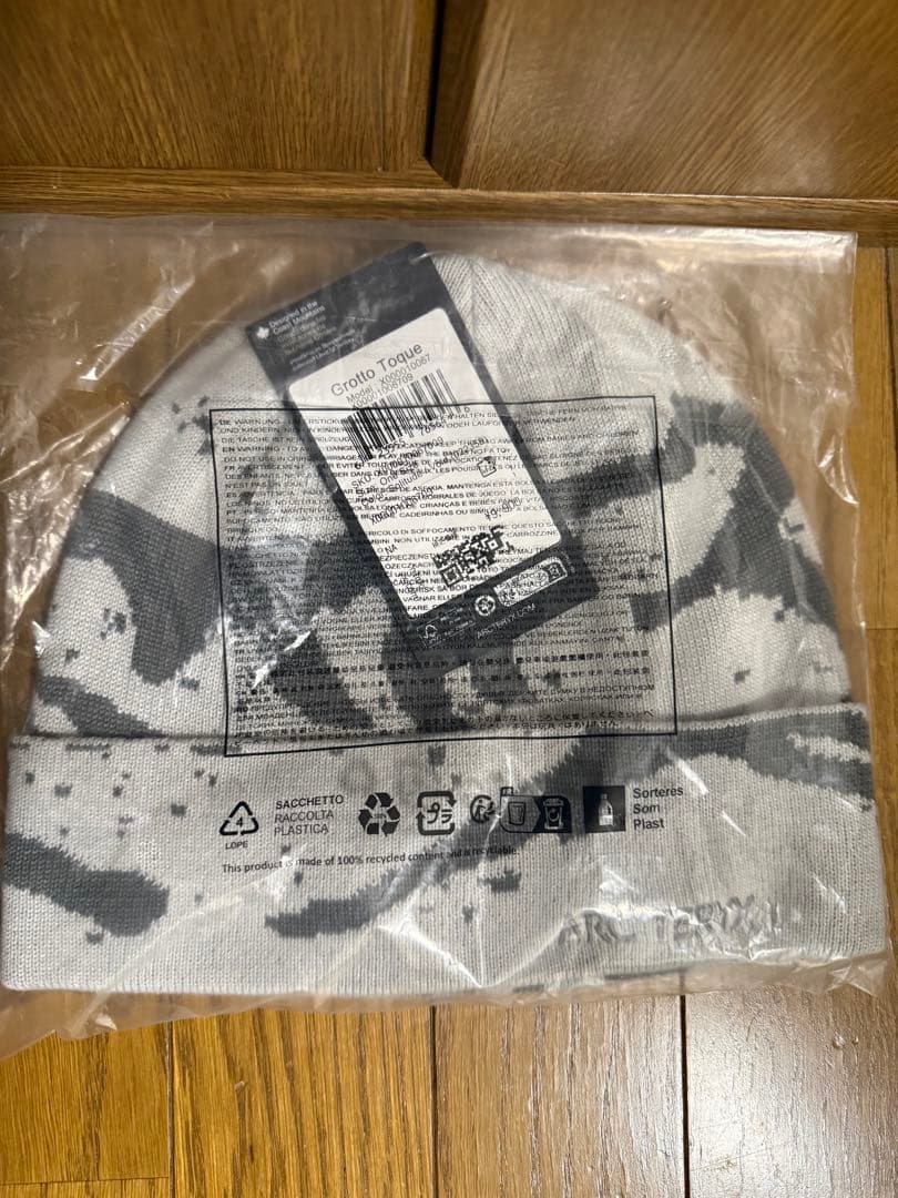 アークテリクス グロット トーク