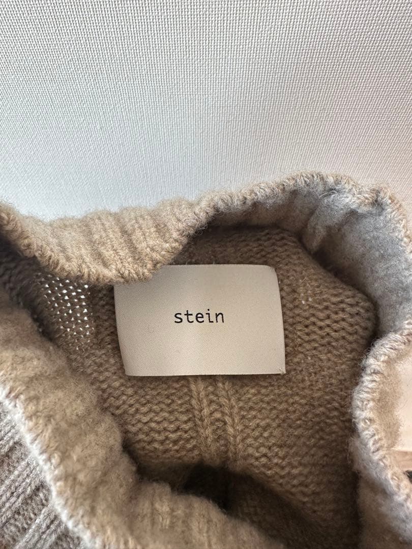 【stein】タートルネックセーター オフホワイト