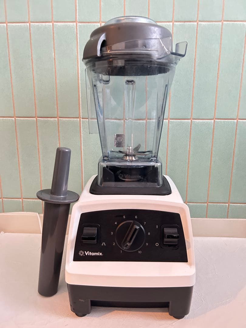 Attu36様 バイタミックス E310 ホワイト VM0202 Vitamix