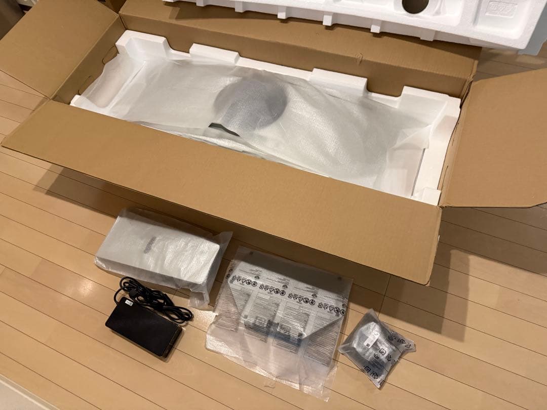 サムソン SAMSUNG Odyssey G9 OLED 49ゲーミングモニター