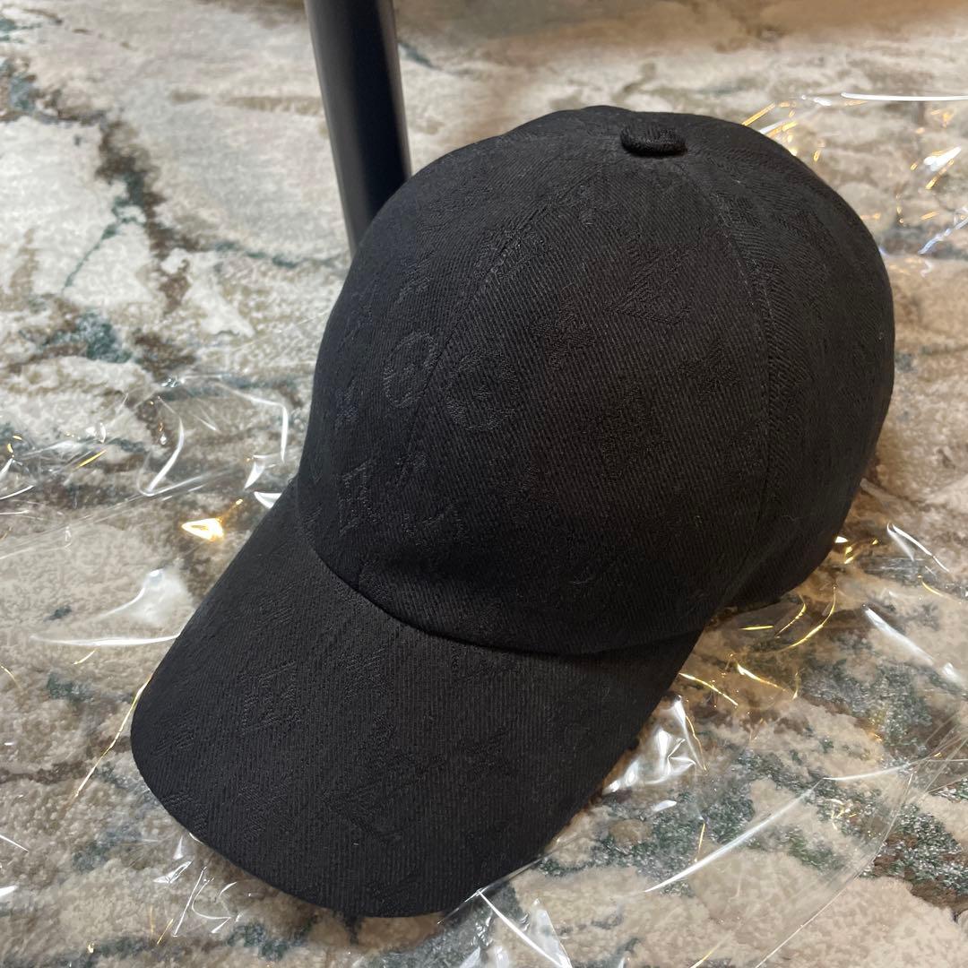 【美品】ルイヴィトン　キャスケット モノグラム柄　エッセンシャル