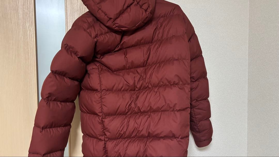 montbell バーガンディ ダウンジャケット