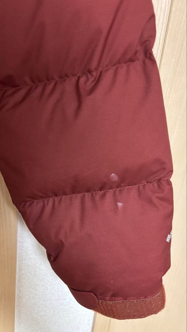 montbell バーガンディ ダウンジャケット