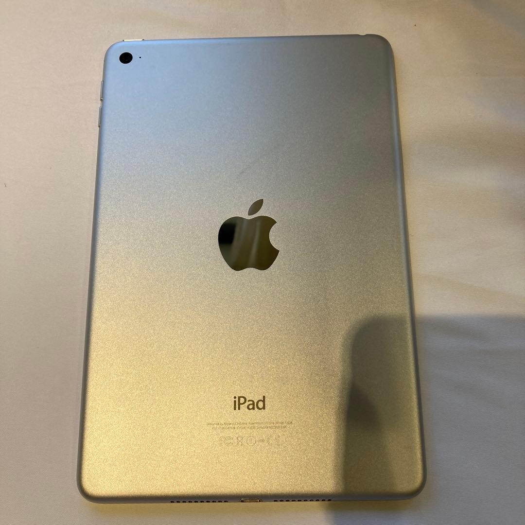 Apple iPad mini 第四世代 (モデル A1538) シルバー　②