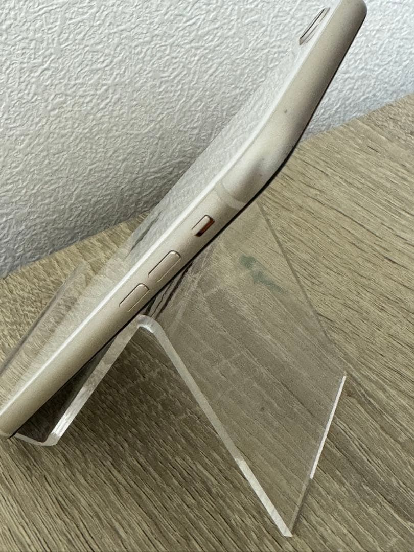 iPhone SE(第3世代) 64GB