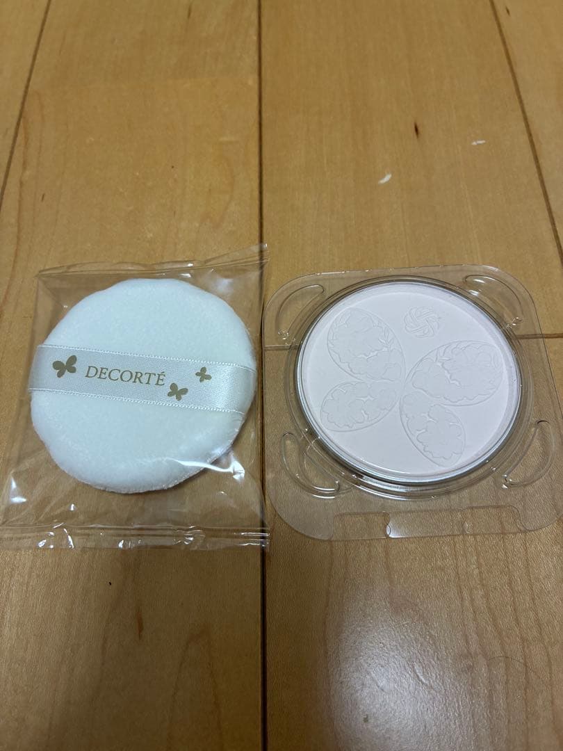 コスメデコルテ　マルセルワンダース　フェイスパウダー2025年ver