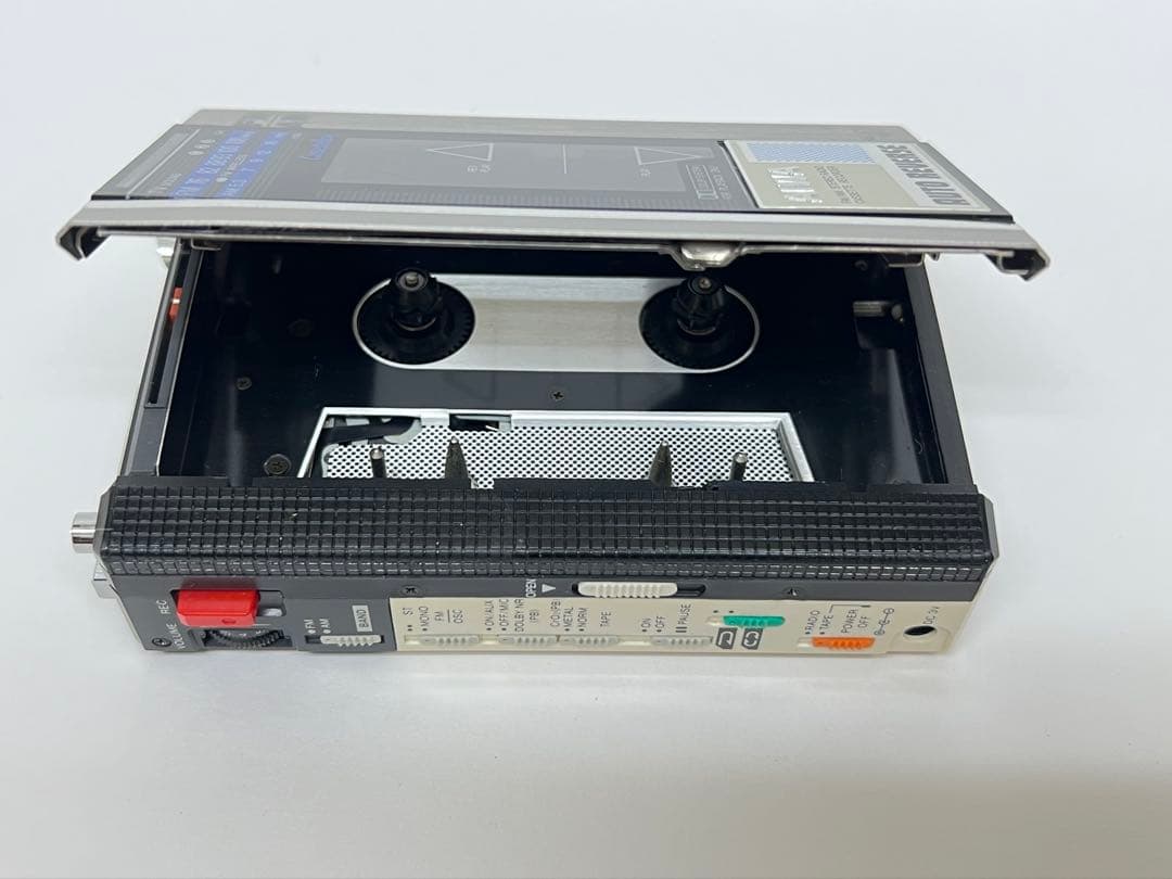 AIWA アイワ カセットプレーヤー HS-J7 ジャンク品