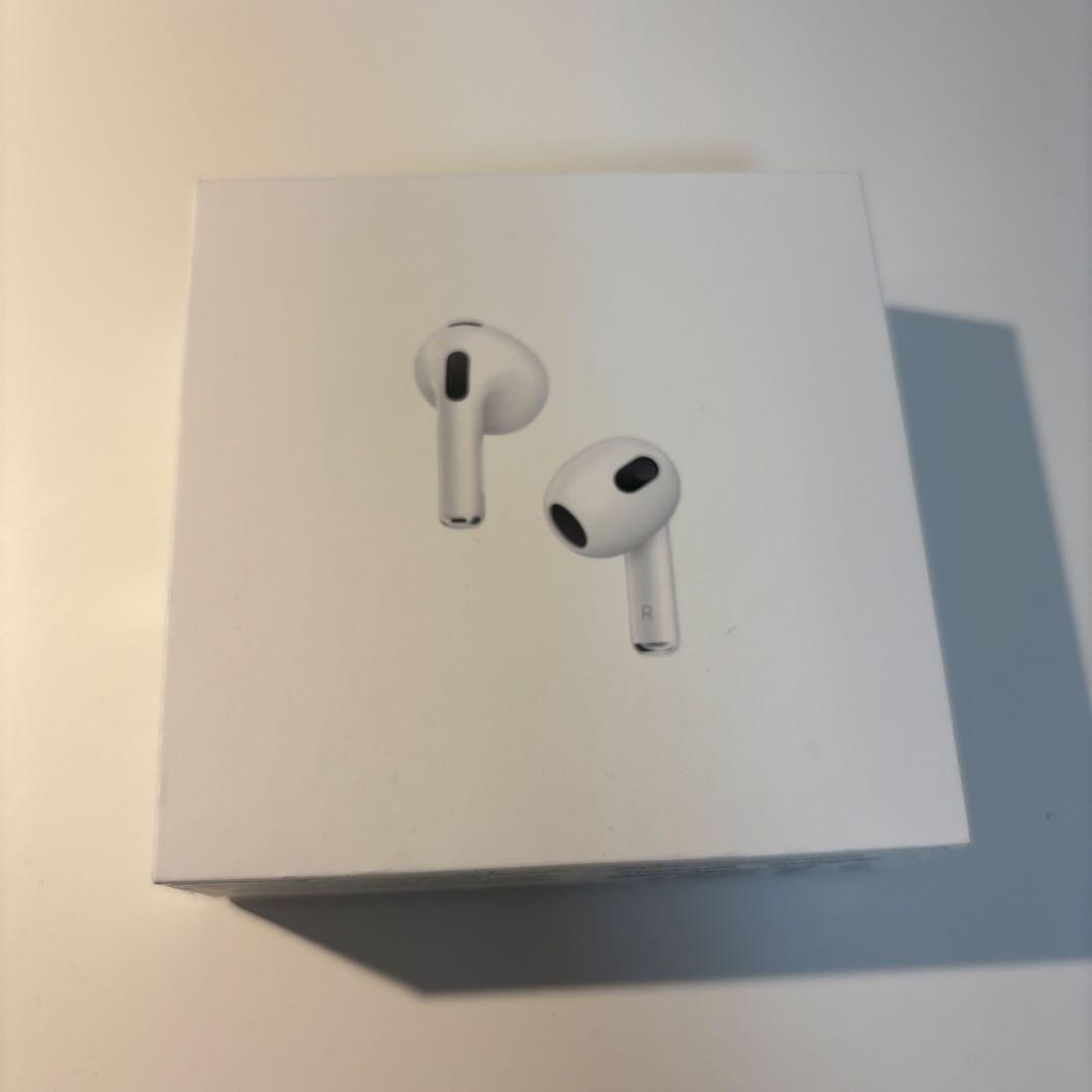 沖*男様 AirPods (第3世代) MagSafe対応