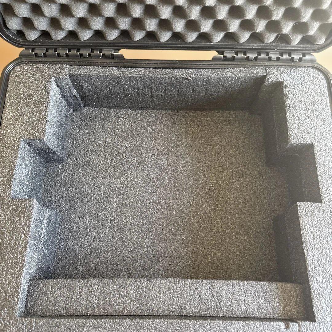 SKB/3iシリーズ『3I-2217-8B』　大型ケース　ウレタンフォーム付き