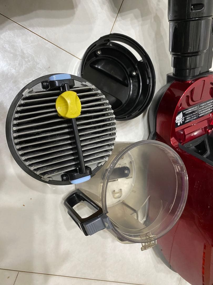 TOSHIBA　VC-C7-R　サイクロン式掃除機