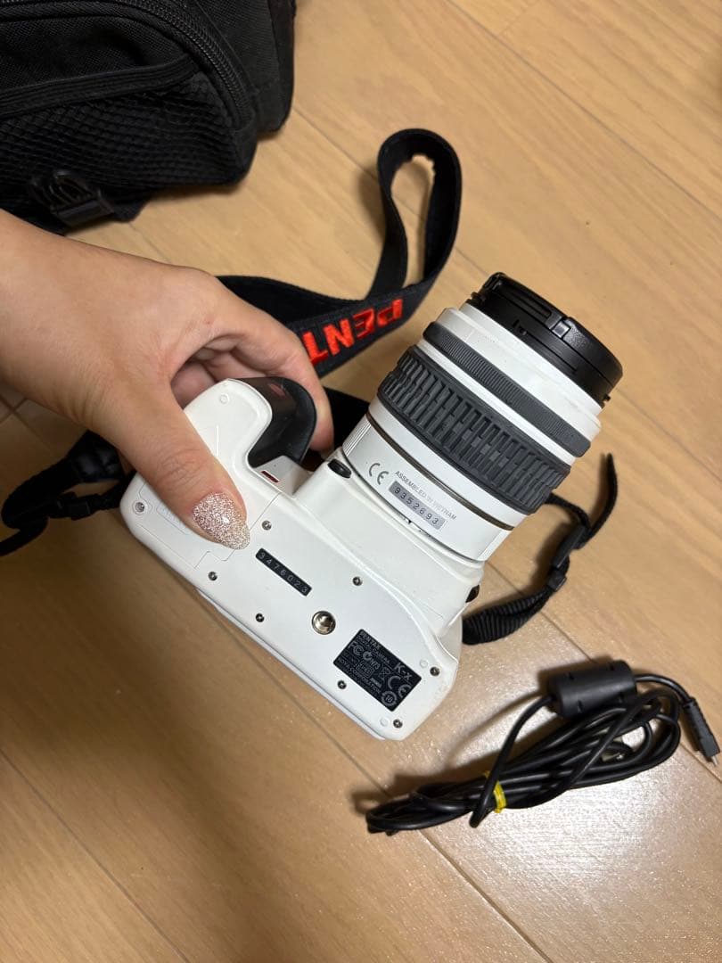 PENTAX デジタル一眼レフカメラ ホワイト