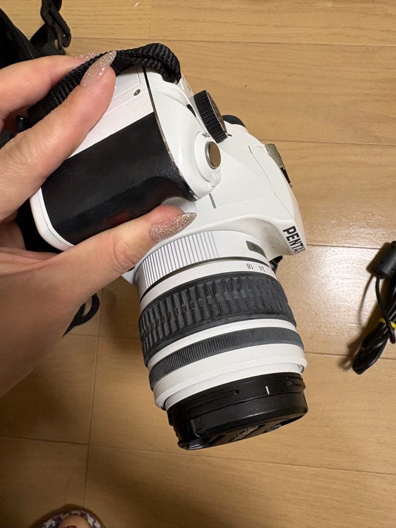 PENTAX デジタル一眼レフカメラ ホワイト