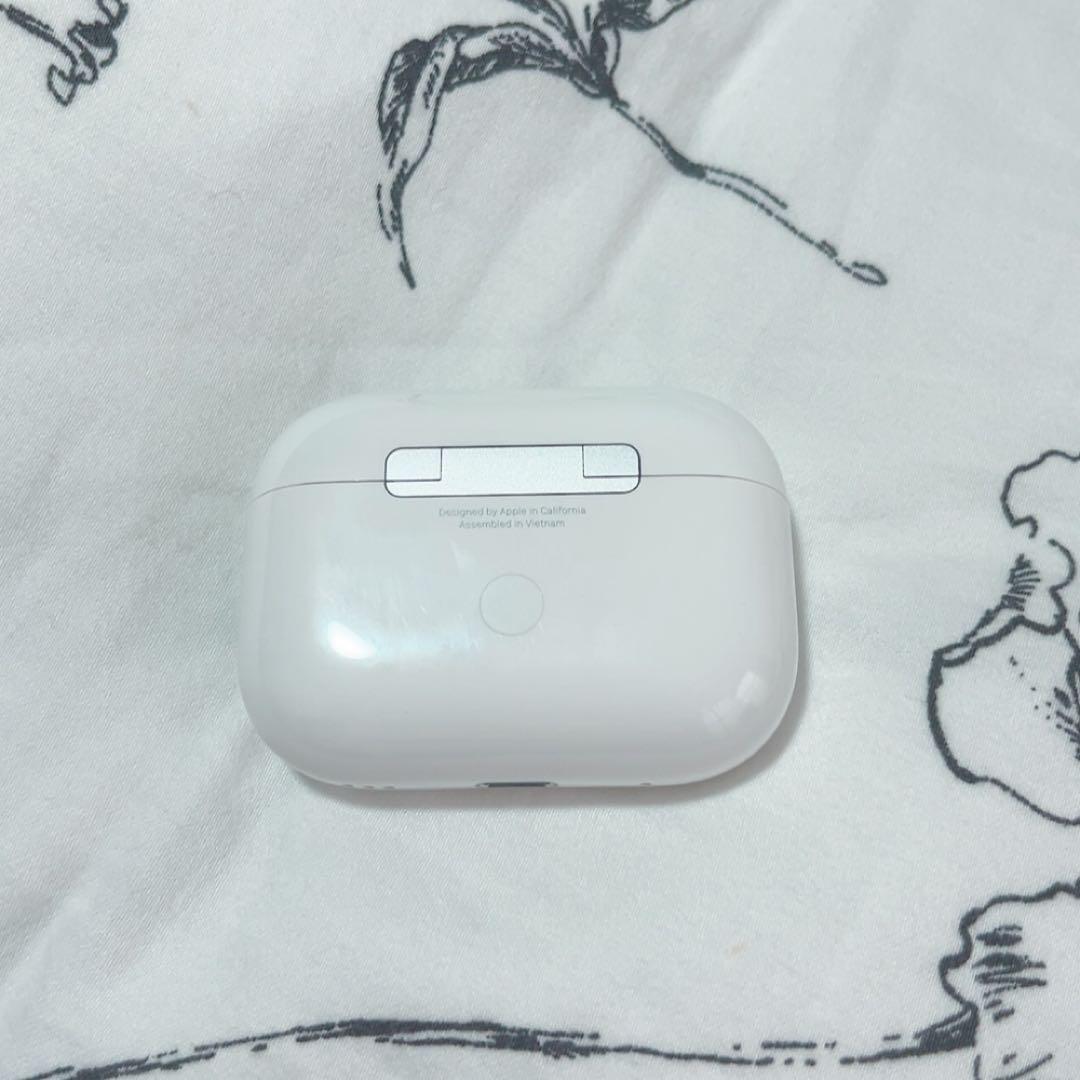 【純正】AirPods Pro 第2世代 Lightning