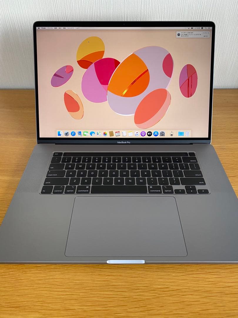 MacBook Pro 本体　美品未使用に近い　バッテリー良好　上位パソコン