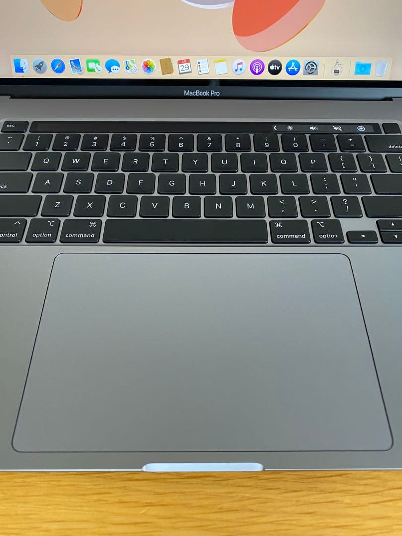 MacBook Pro 本体　美品未使用に近い　バッテリー良好　上位パソコン