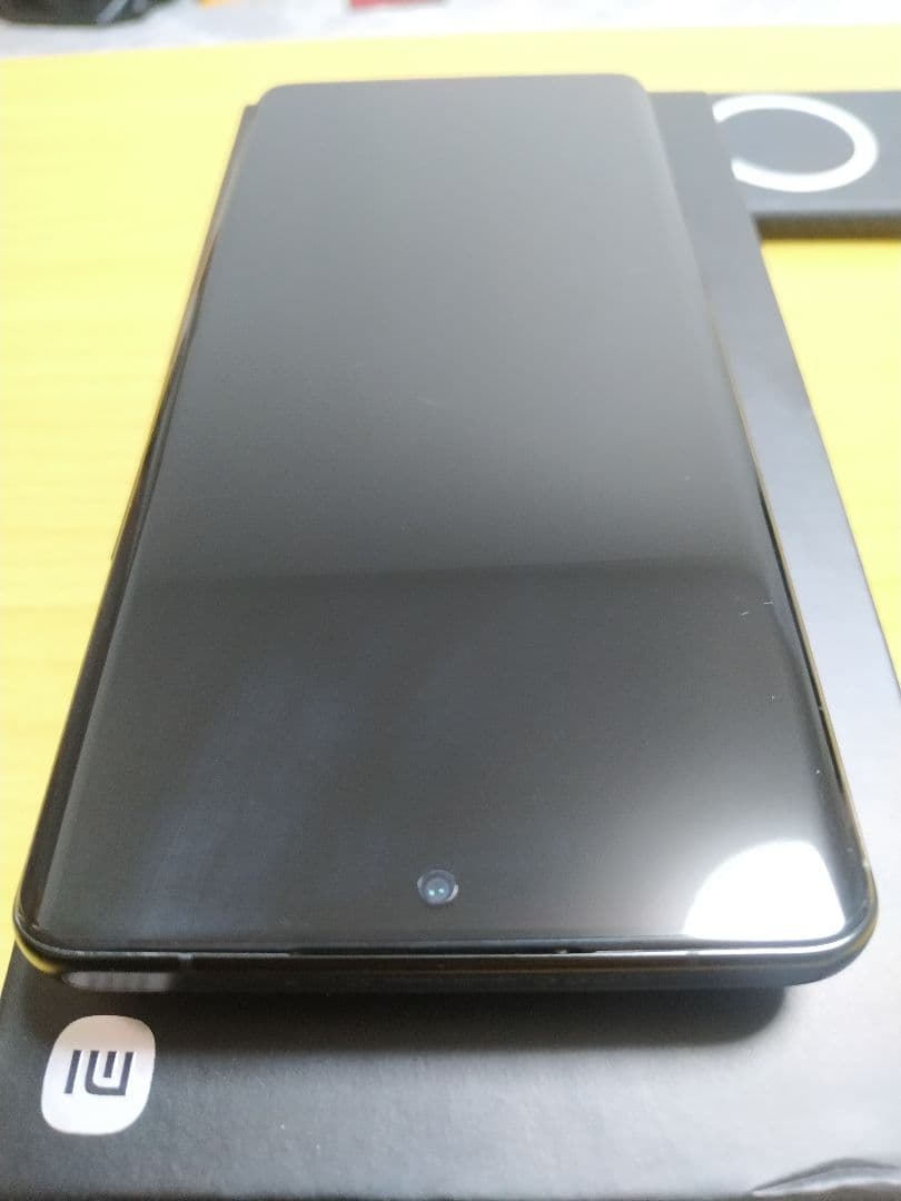Xiaomi 12S Ultra ブラック