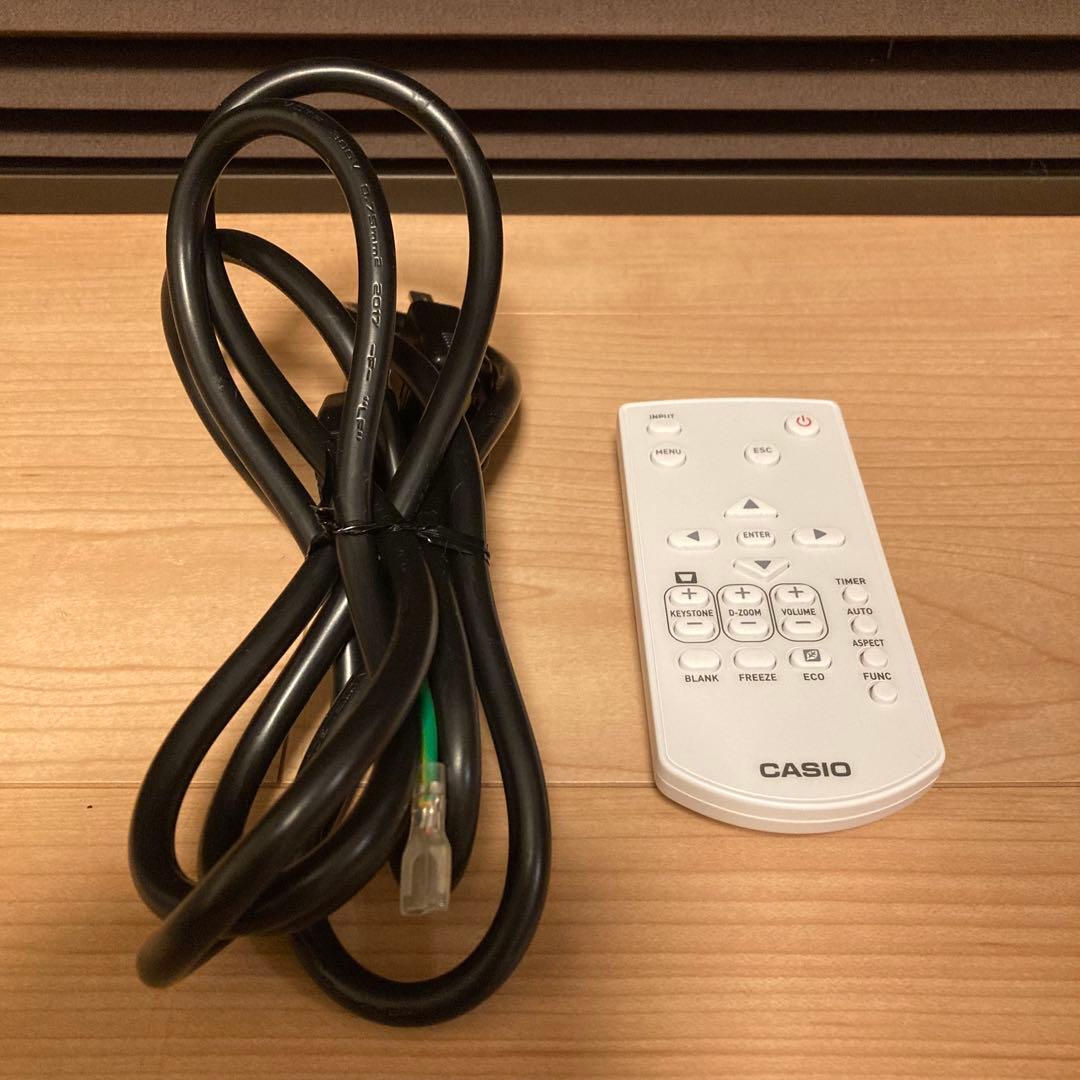 CASIO XJ-V1 カシオ プロジェクター 使用時間1169時間 リモコン付
