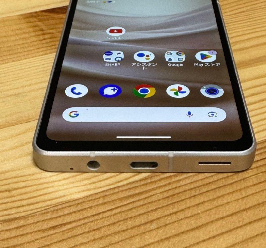 スマートフォン本体 AQUOS Sense7