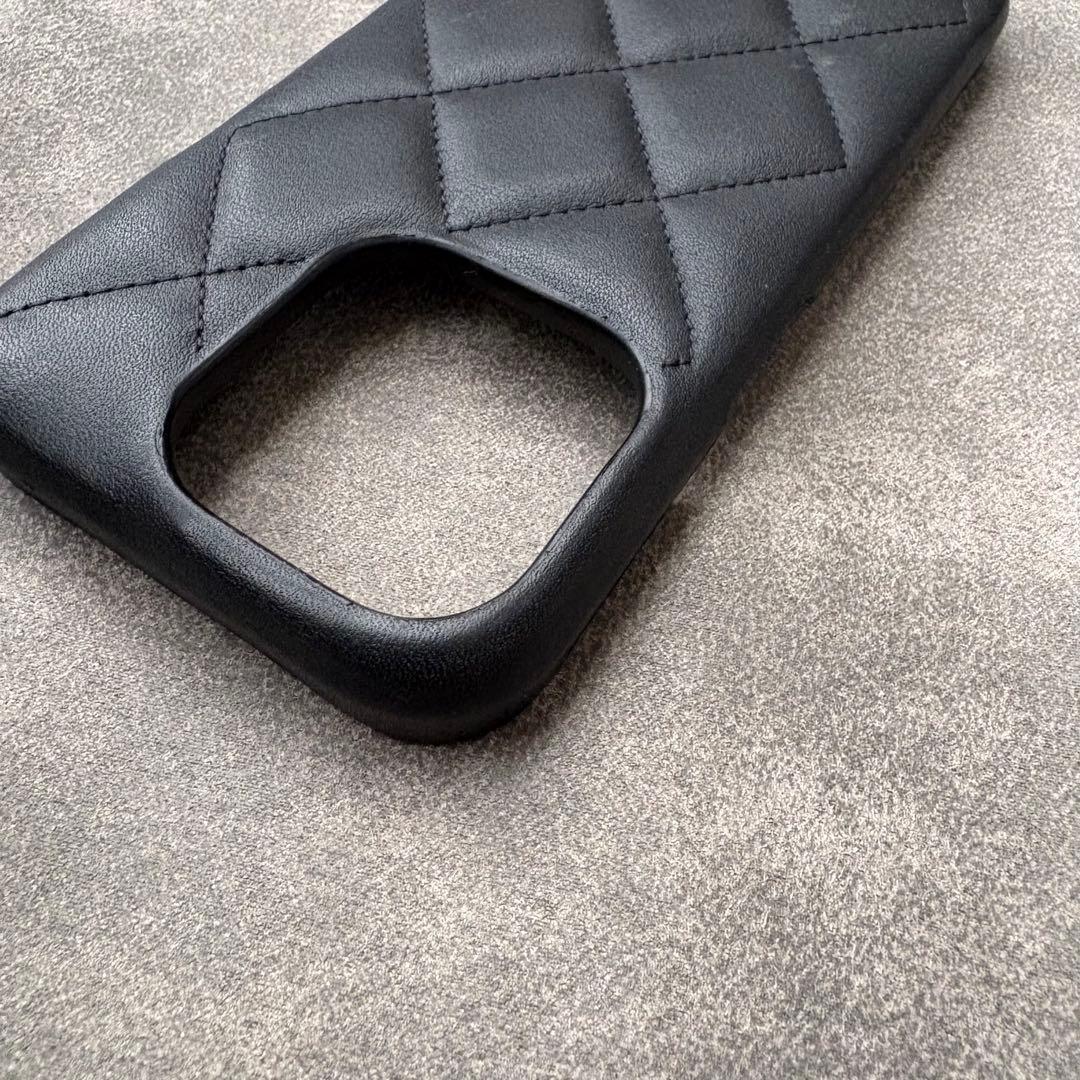 CHANEL iPhone15PRO スマホケース ココマーク ラムスキン