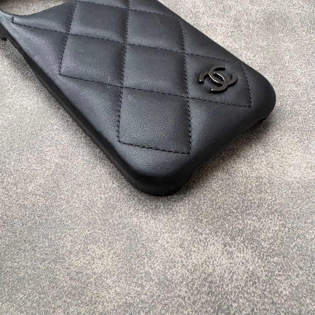 CHANEL iPhone15PRO スマホケース ココマーク ラムスキン