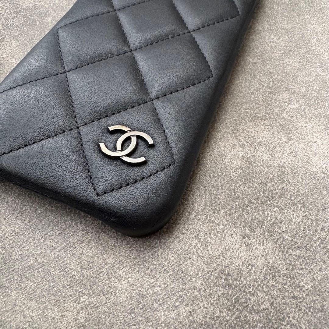 CHANEL iPhone15PRO スマホケース ココマーク ラムスキン