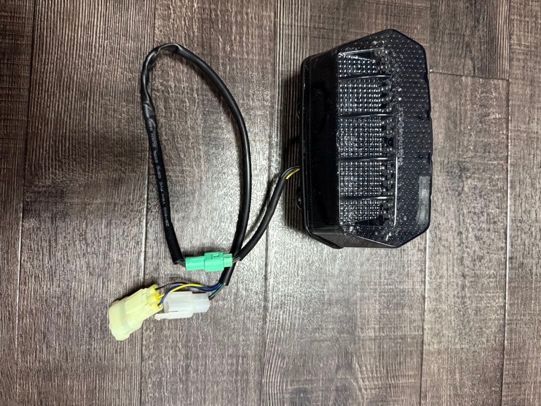 [美品]グロム　TST テールランプ