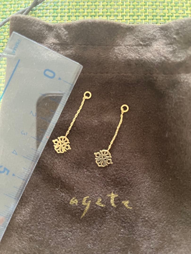 agete 花モチーフ チャーム アガット　K10 ピアス　イヤリング