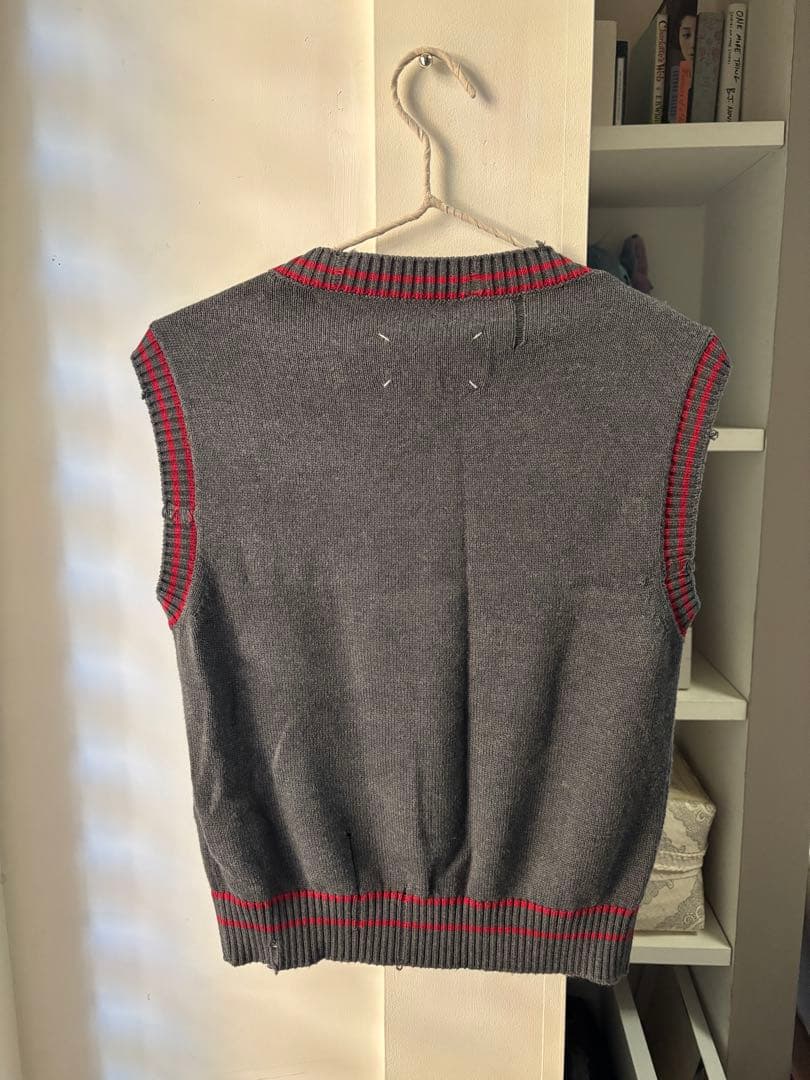 Martin Margiela グレー Vネック ニットベスト