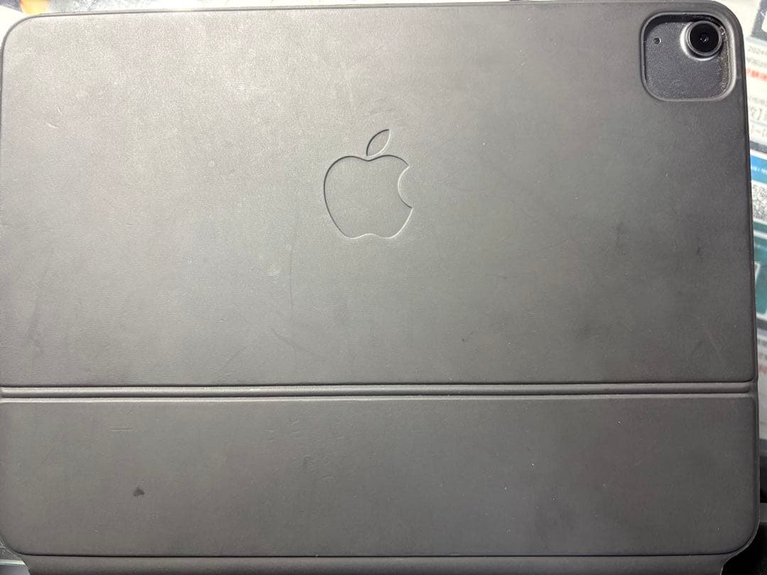 iPad Air M1 第五世代256GB 中古10.9インチ　Wi-Fiモデル