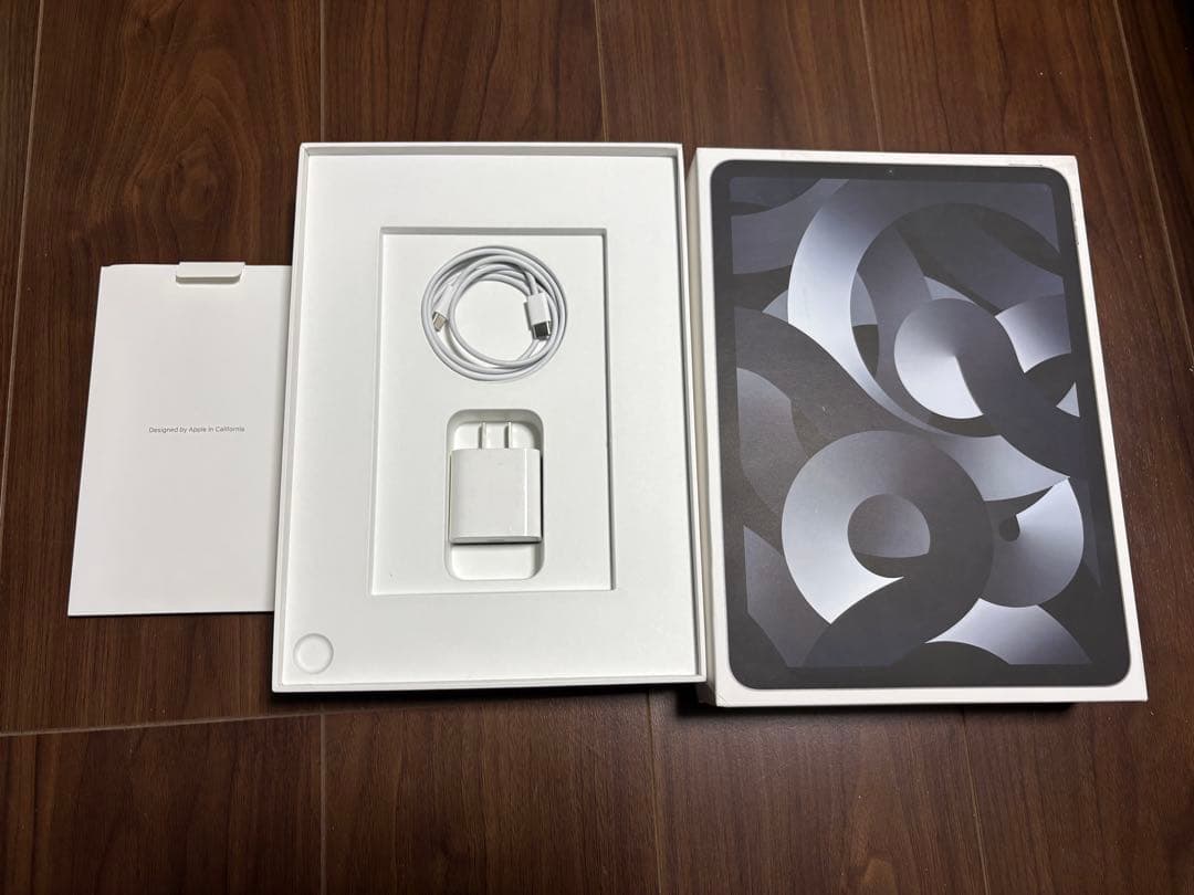 iPad Air M1 第五世代256GB 中古10.9インチ　Wi-Fiモデル