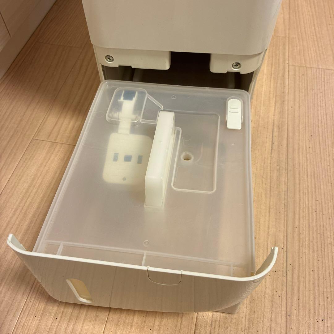 三菱　衣類乾燥機除湿機　MJ-Ｈ100DX-Ｗ