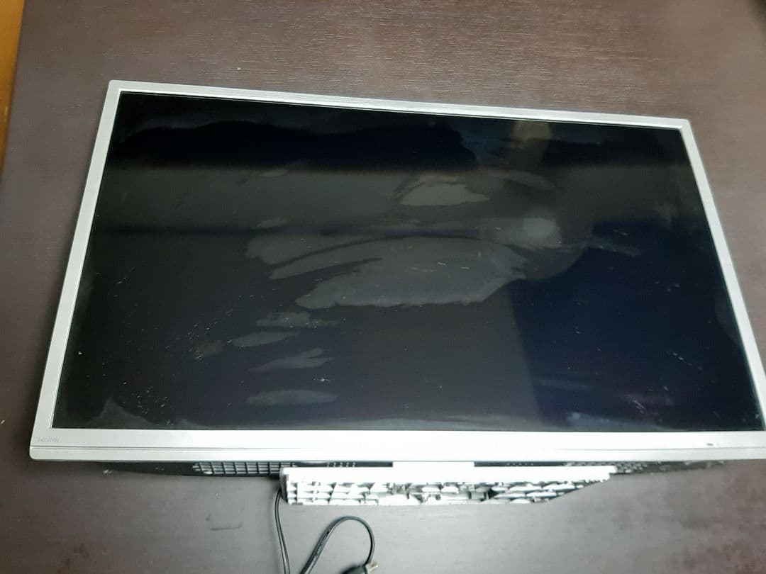 32インチ　液晶テレビ