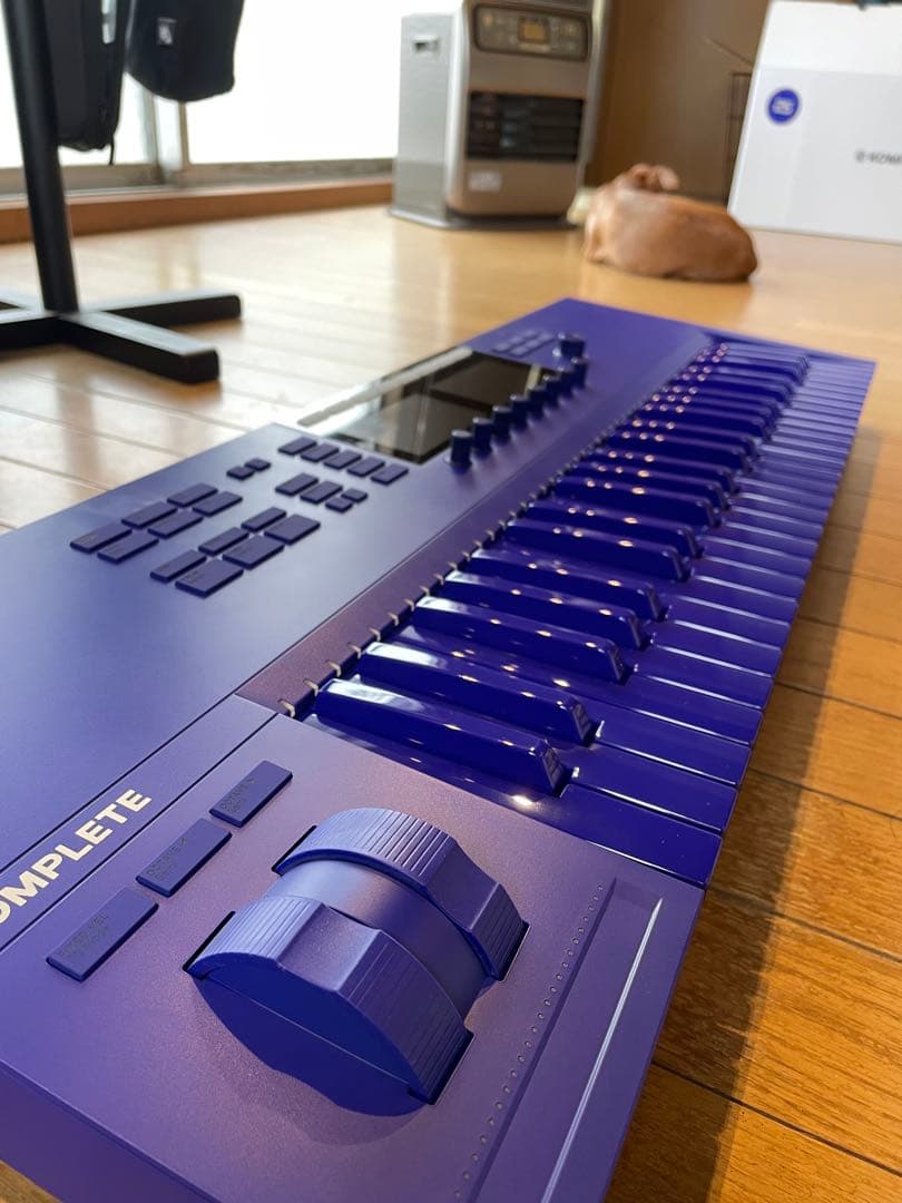 [新品-開封のみ] NI 25周年- Komplete Kontrol S49