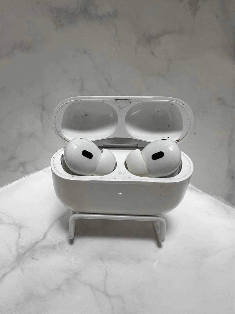 山*本様 〈k8-23〉AirPods Proイヤホン+ケース ※※動作未確認※