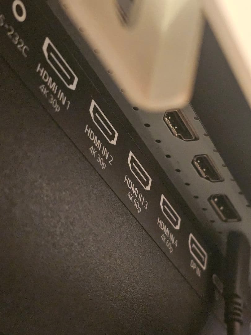 【中古】LG モニター ディスプレイ 43UN700-B 42.5インチ/4K