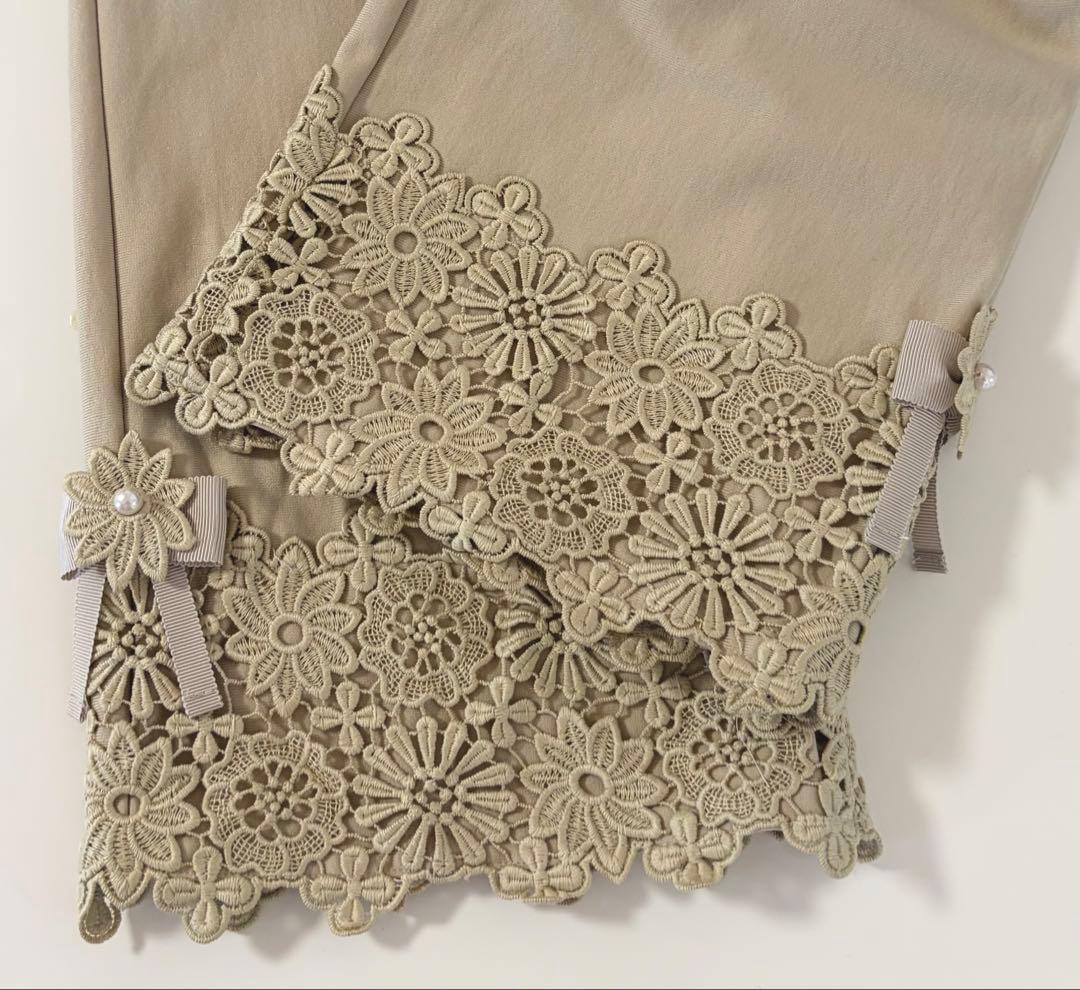 2025AWスーパービューティー裾レース×リボン使い　裏起毛パンツ 44