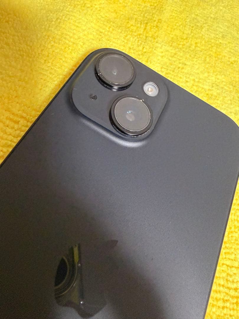 Apple iPhone 15 ブラック 本体 256