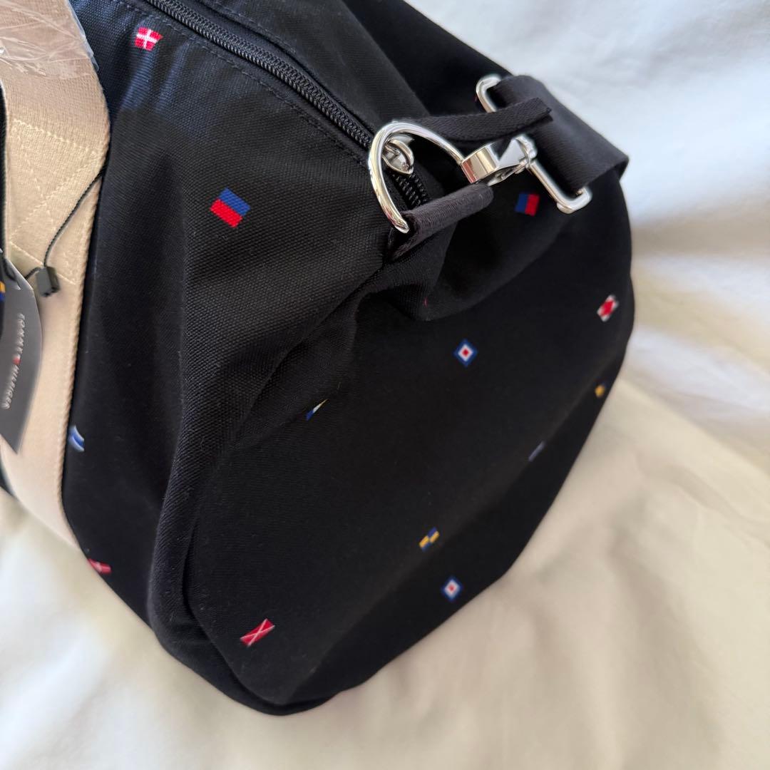 あんるー　トミーヒルフィガー　フラッグ　トリコロール　ロゴ　ボストン