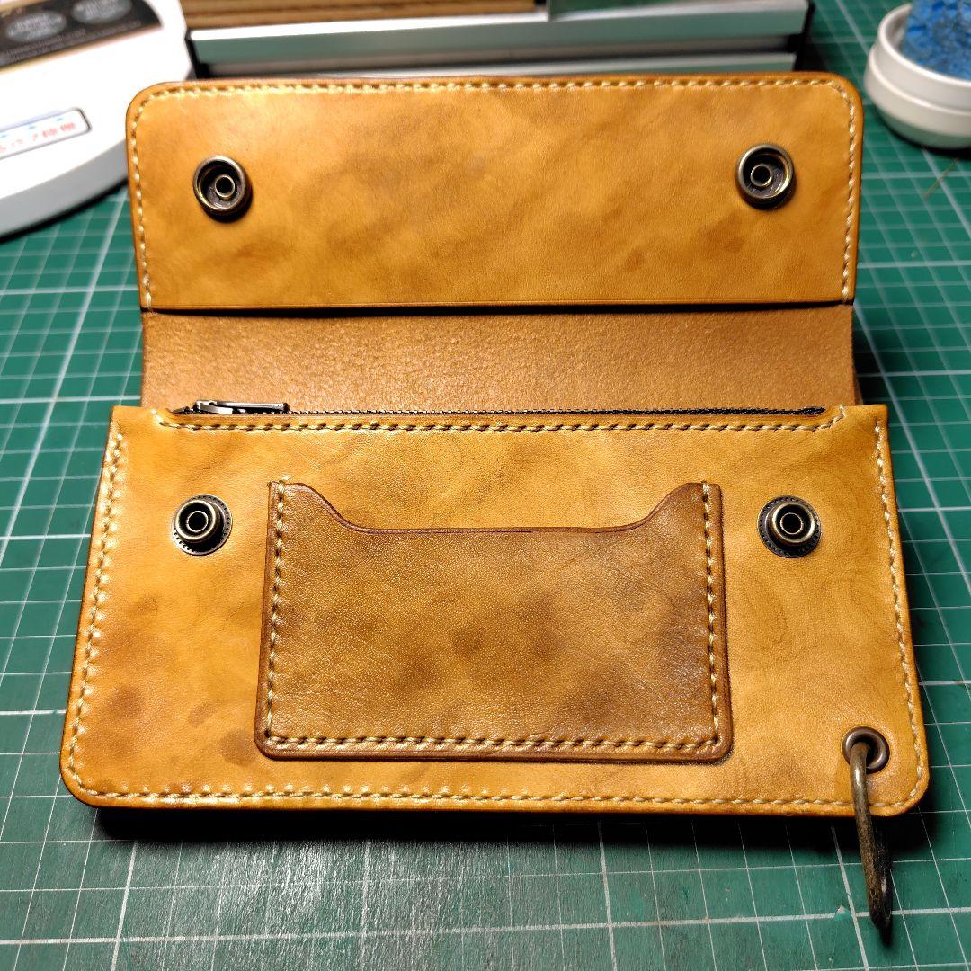 ハンドメイド　牛ヌメ革ロングトラッカーズウォレット